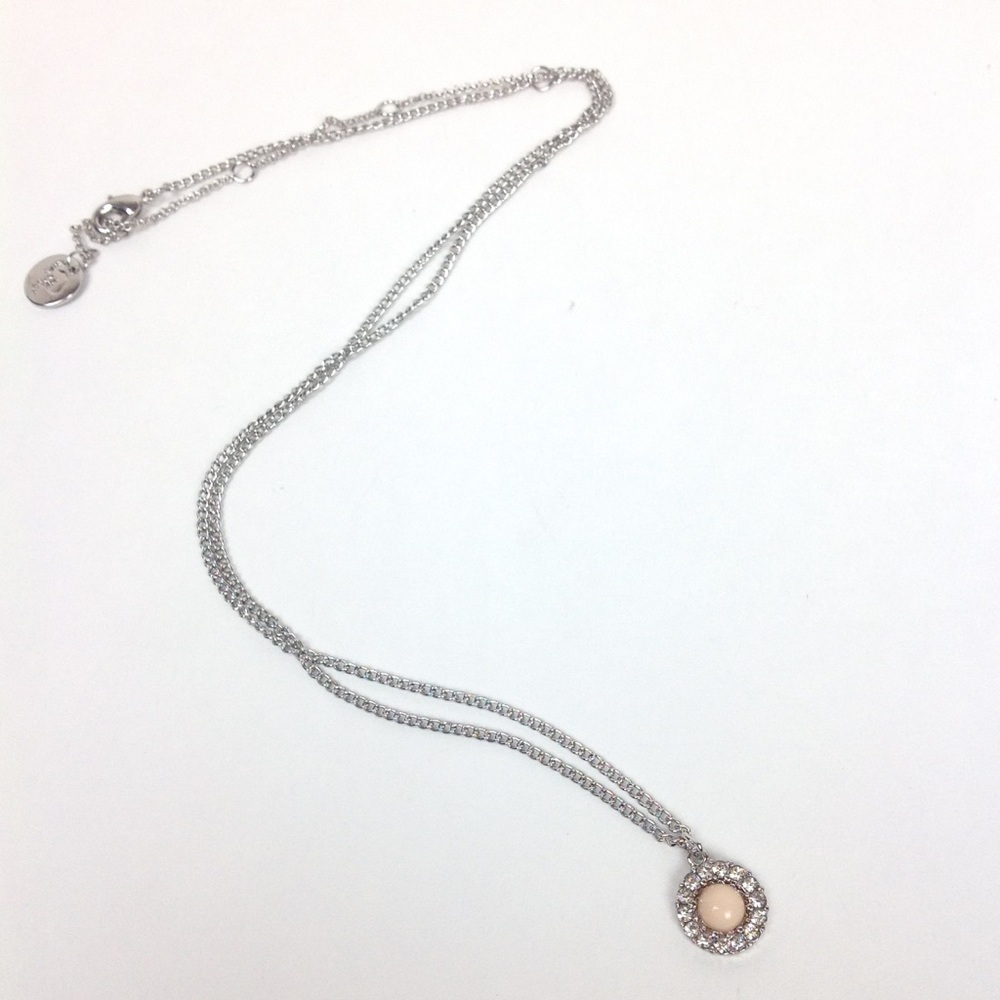 Round pink stone necklace
